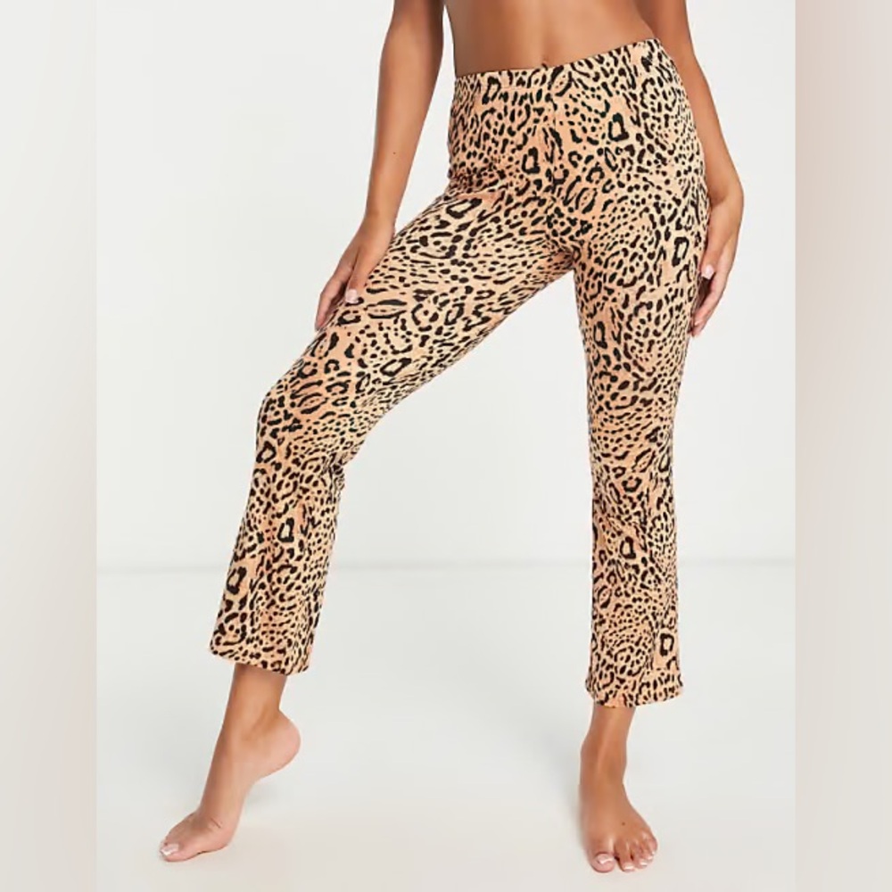 Billabong Going High leopard pants